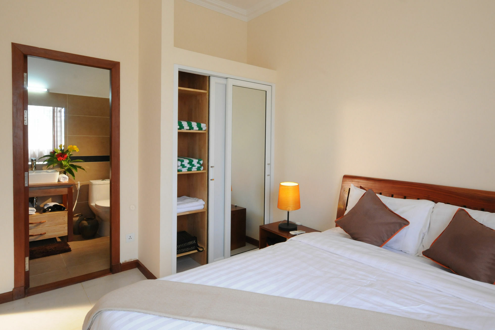Les Residences Yen Dy Angkor Siem Reap Exterior photo